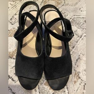 Nine West black suede chunky heel